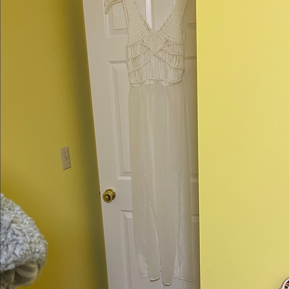 NWOT Elegant White Maxi Bathing Suit Cover Up